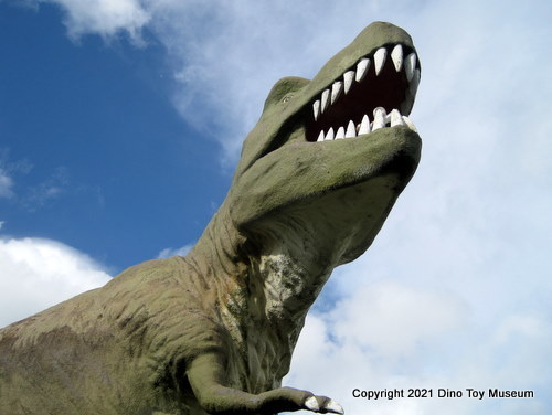 福岡県遠賀町、ふれあい広場公園のティラノサウルスが2021年3月1日にお亡くなりになりました
