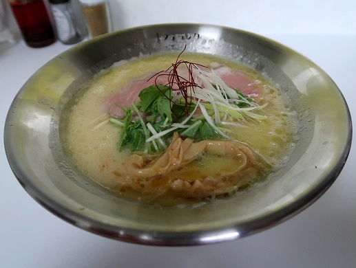 キオテラッタ 上新庄店・鶏白湯(醤油)　