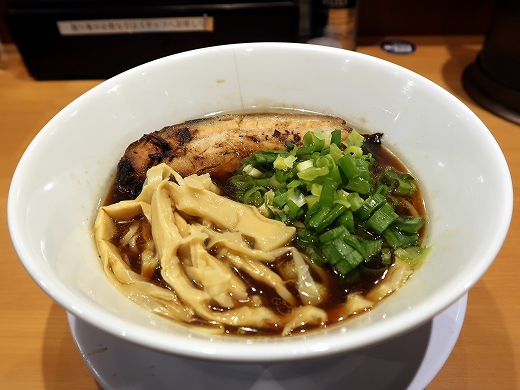 麺ｌａｂ 日日・濃厚日日ラーメン